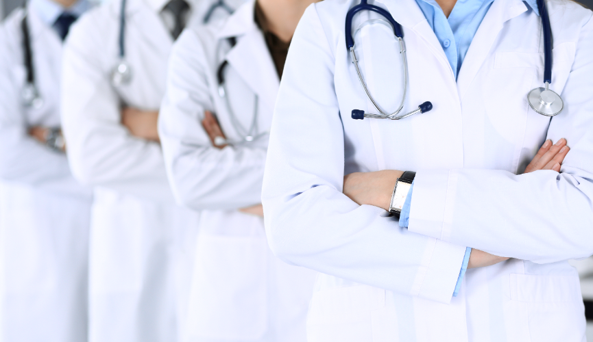 Contratação de Médicos exige vagas permanentemente abertas